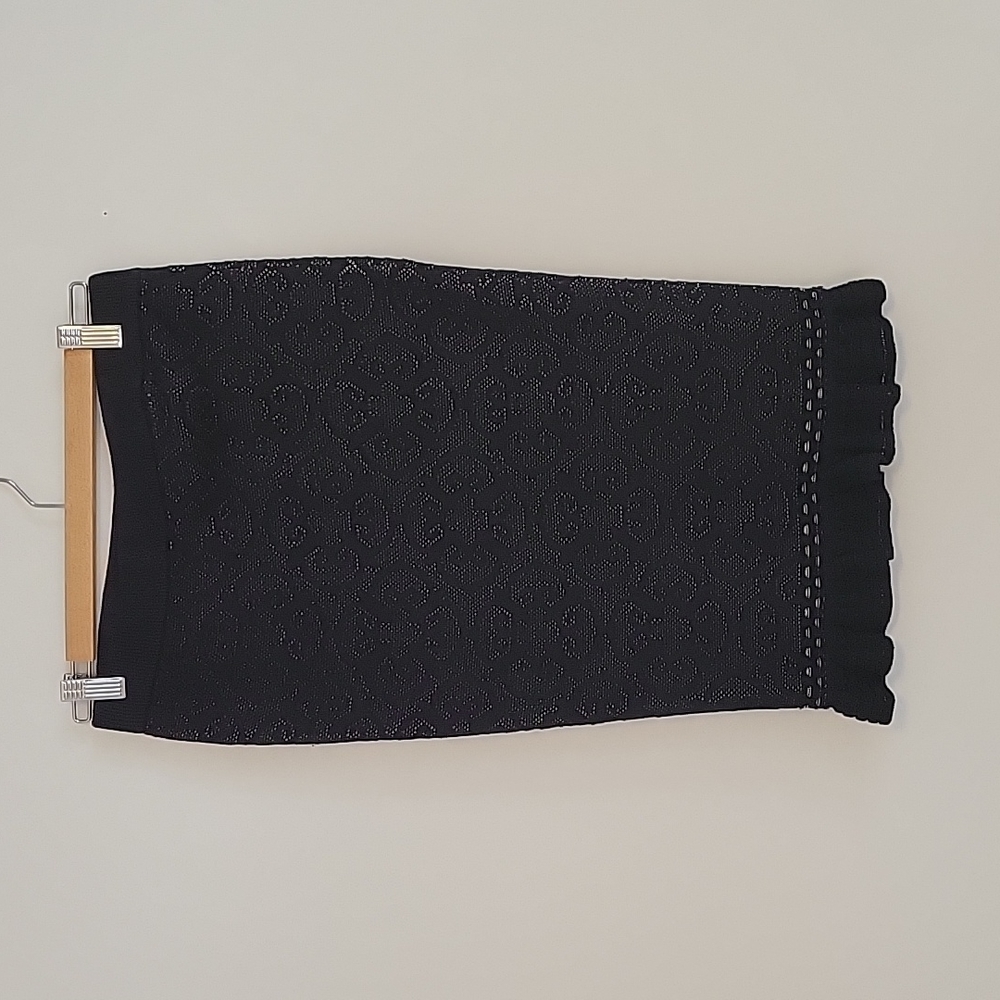 CLOSET CLEAROUT $9 | Max Studio Stretchy Knit Skirt